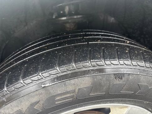 Used 2010 GMC Terrain SLE w/ LPO, Protection Package image 23