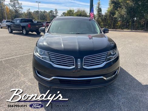 Used 2017 Lincoln MKX Reserve image 3