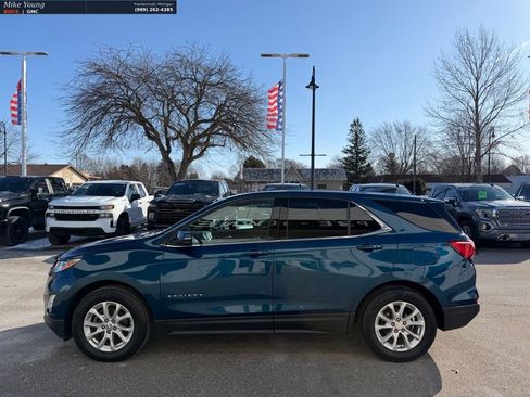 Certified 2019 Chevrolet Equinox LT w/ Driver Convenience Package image 8