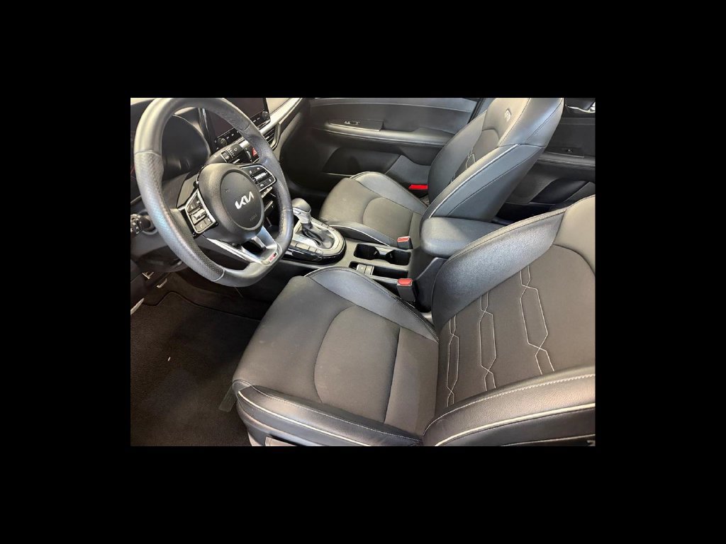 Used 2024 Kia Forte GT-Line w/ GT-Line Premium Package FWD image 11