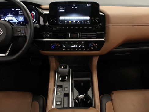 Used 2025 Nissan Pathfinder Platinum w/ Cargo Package FWD image 24