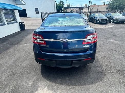 Used 2016 Ford Taurus SEL w/ Equipment Group 201A FWD image 4