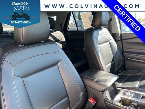 Certified 2024 Ford Explorer XLT w/ Equipment Group 202A image 25