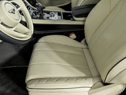 Used 2022 Bentley Continental GT AWD/4WD image 22