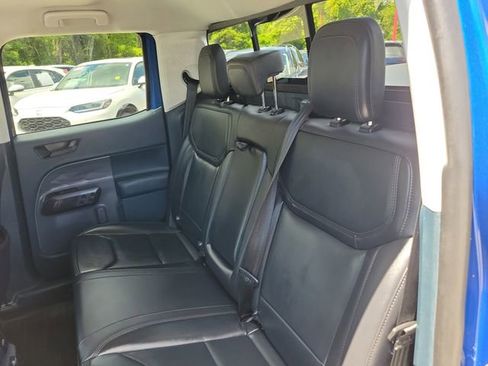Used 2023 Ford Maverick Lariat w/ Lariat Luxury Package FWD image 11