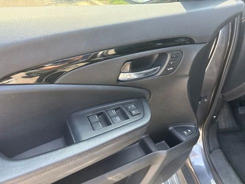 Used 2017 Honda Pilot Elite image 9