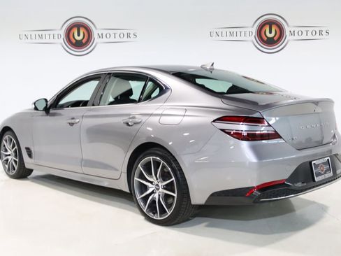 Used 2023 Genesis G70 2.0T AWD/4WD image 3