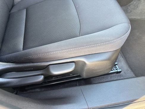 Used 2024 Chevrolet Malibu LT image 40