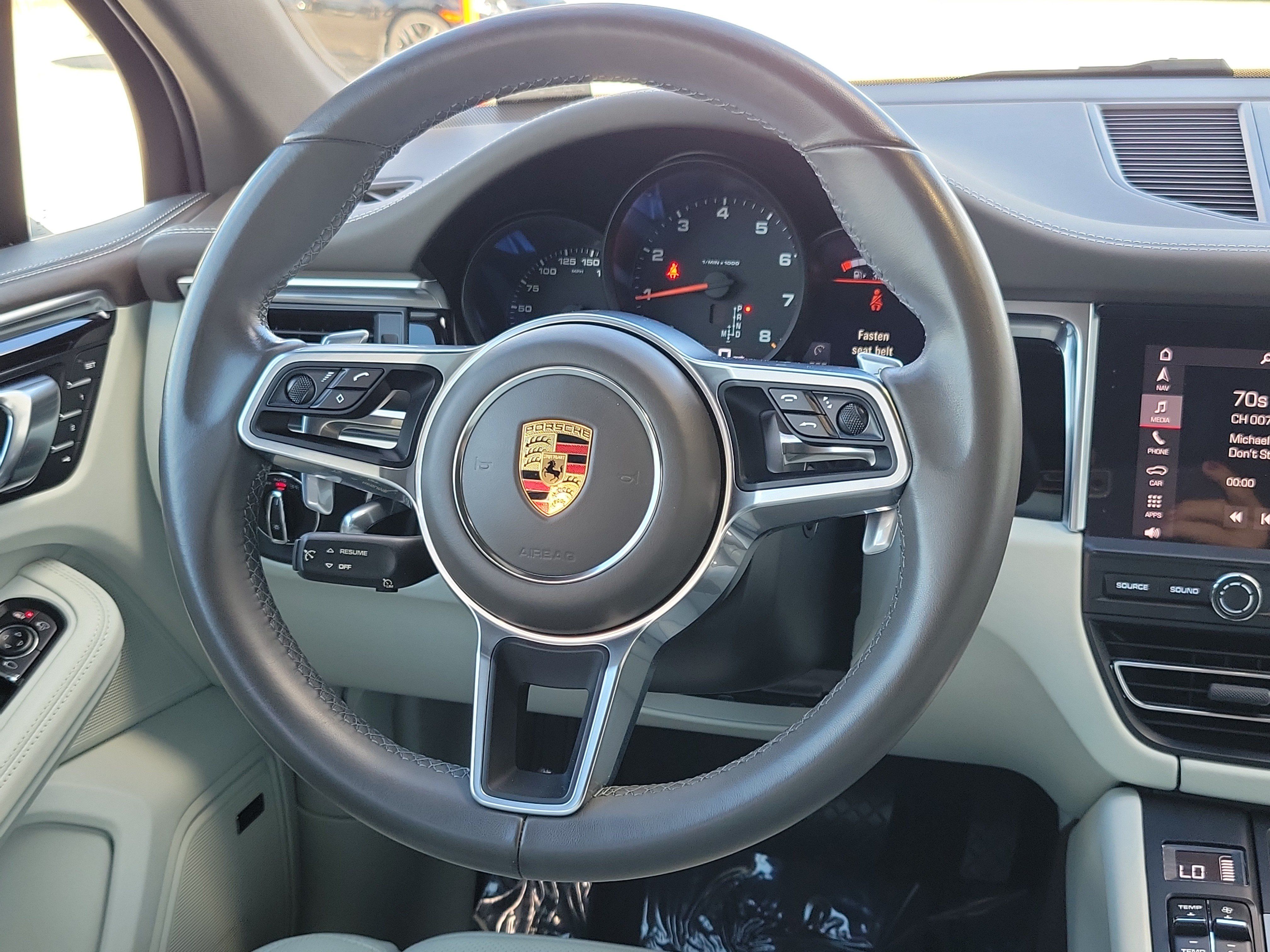 Used 2021 Porsche Macan AWD/4WD image 19