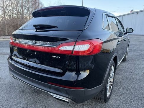 Used 2016 Lincoln MKX Reserve w/ Climate Package image 3