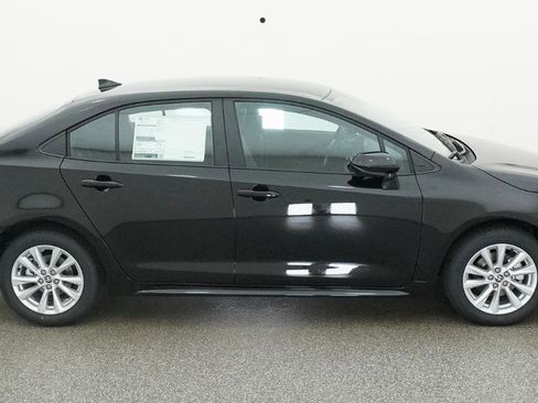 New 2026 Toyota Corolla LE FWD image 30