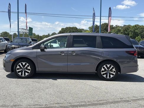 Used 2025 Honda Odyssey EX-L image 25