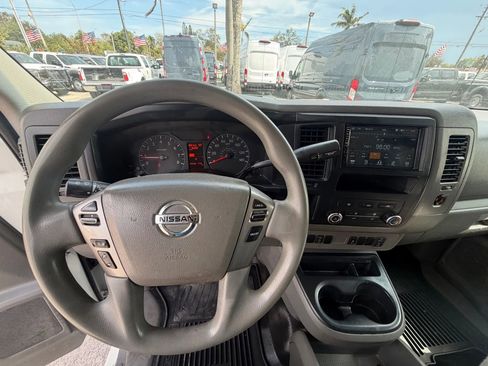 Used 2021 Nissan NV 2500 SV image 14