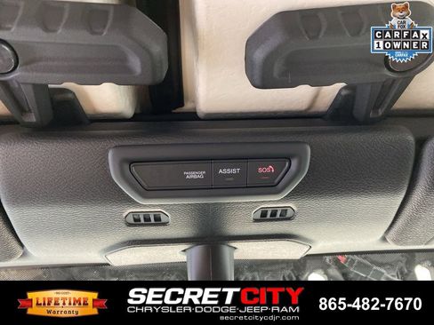 Used 2022 Jeep Wrangler Unlimited Rubicon AWD/4WD image 21