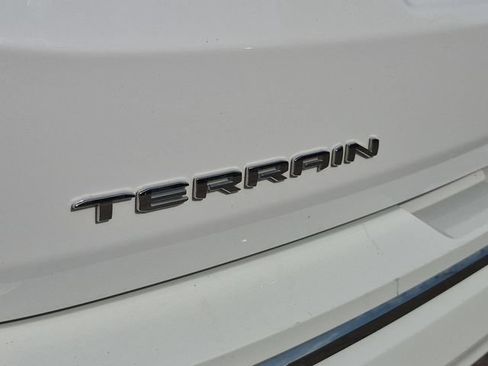 Certified 2024 GMC Terrain Denali w/ Denali Premium Package AWD/4WD image 33