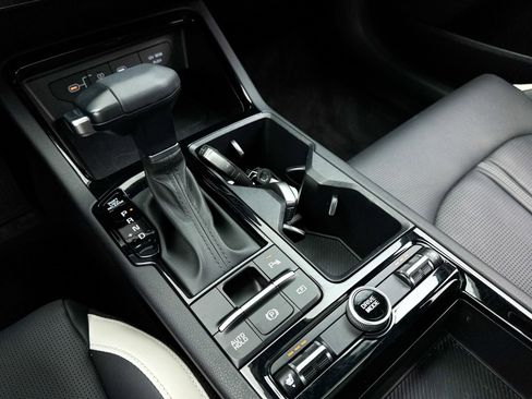 Used 2025 Kia K5 GT-Line w/ GT-Line Premium Package image 28