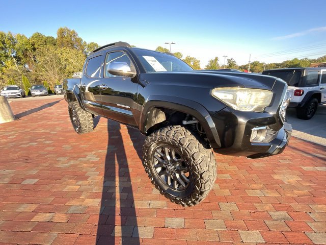 Used 2023 Toyota Tacoma TRD Sport w/ Advanced Technology Package AWD/4WD image 38