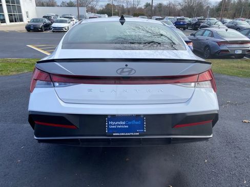 Certified 2025 Hyundai Elantra Sport image 5