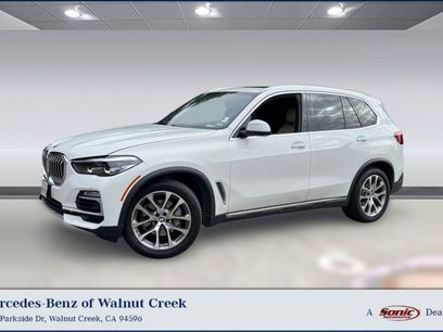 Used 2021 BMW X5 xDrive40i w/ Premium Package 3