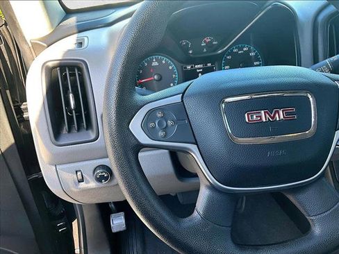 Used 2019 GMC Canyon 2WD Crew Cab w/ Convenience Package image 18