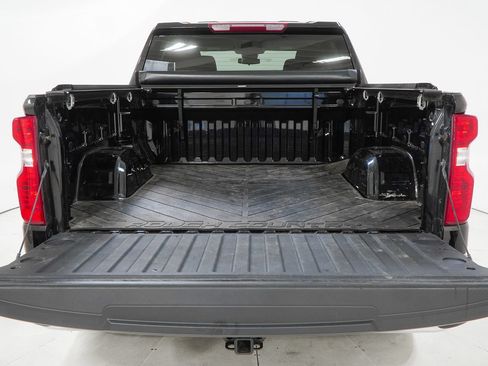 Used 2025 Chevrolet Silverado 1500 LT AWD/4WD image 9