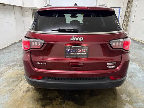 Used 2022 Jeep Compass Latitude AWD/4WD image 27