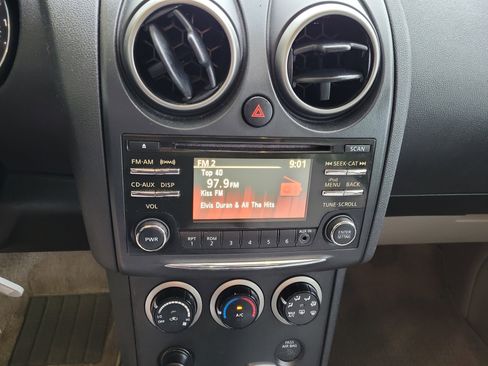 Used 2015 Nissan Rogue S w/ Convenience Package image 21