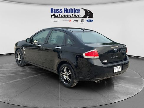 Used 2008 Ford Focus Sedan FWD image 3
