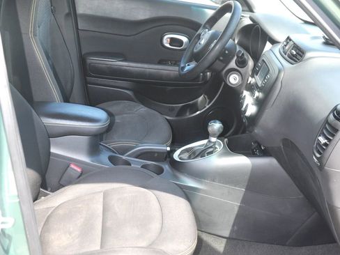 Used 2014 Kia Soul + w/ UVO w/Eservices Package FWD image 17