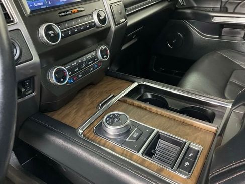 Certified 2021 Ford Expedition Platinum image 21