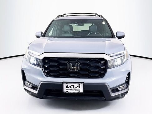 Used 2023 Honda Passport EX-L image 2