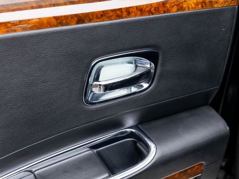 Used 2013 Rolls-Royce Ghost image 58