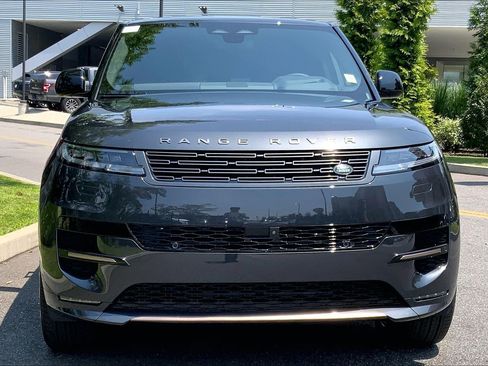 New 2026 Land Rover Range Rover Sport Dynamic SE AWD/4WD image 3