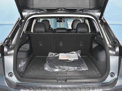 New 2026 Volkswagen Tiguan SE AWD/4WD image 23