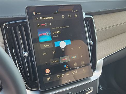 New 2026 Volvo XC90 B5 Core image 11