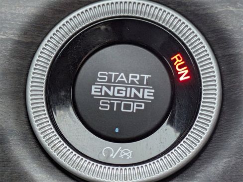 Used 2023 Jeep Grand Cherokee L Limited w/ Luxury Tech Group II image 27