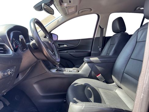 Used 2020 Chevrolet Equinox LT w/ Midnight Edition FWD image 10