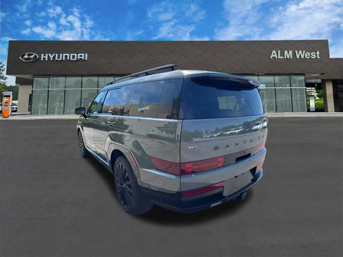 Used 2025 Hyundai Santa Fe Calligraphy AWD/4WD image 7