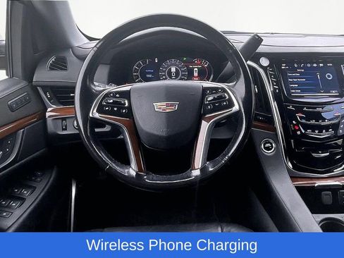 Used 2020 Cadillac Escalade ESV 2WD image 10