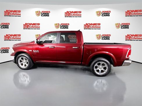 Used 2018 RAM 1500 Laramie image 15