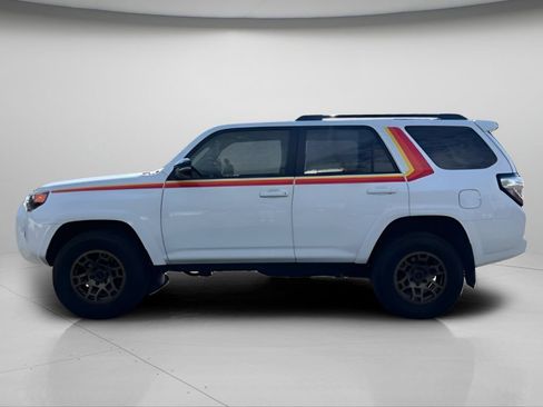 Used 2023 Toyota 4Runner 40th Anniversary SE AWD/4WD image 11