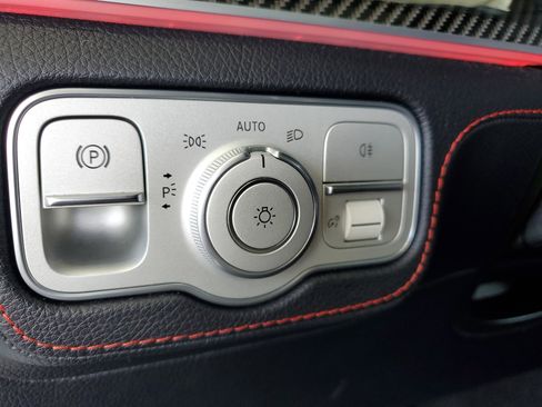 Used 2023 Mercedes-Benz GLE 53 AMG 4MATIC image 21