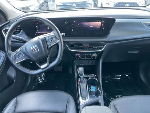 Used 2024 Buick Encore GX Sport Touring image 12