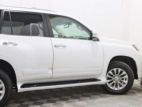 Used 2019 Lexus GX 460 Premium image 11