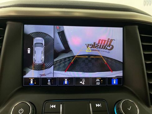 Used 2023 GMC Acadia Denali w/ Denali Ultimate Package image 17