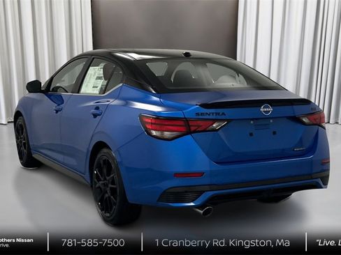 New 2025 Nissan Sentra SR w/ Midnight Edition image 7