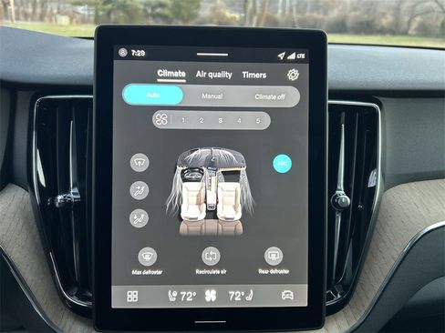 New 2026 Volvo XC60 B5 Plus w/ Protection Package Premier image 21