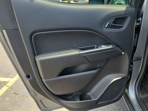 Used 2022 Chevrolet Colorado LT w/ Luxury Package AWD/4WD image 17