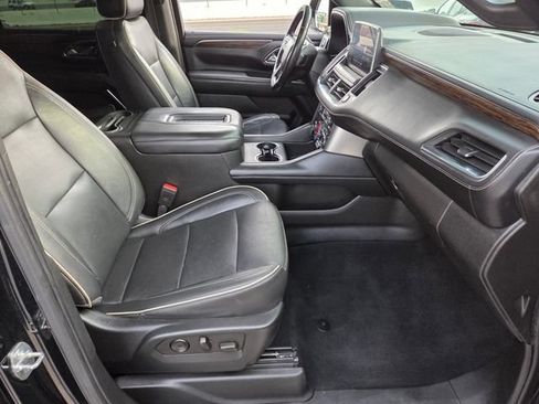 Certified 2021 Chevrolet Suburban Premier w/ Premium Package AWD/4WD image 16