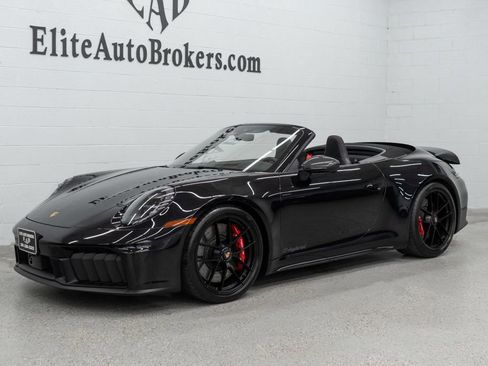 Used 2025 Porsche 911 Carrera 4 GTS w/ Premium Package AWD/4WD image 43